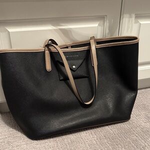 MARC JACOBS METROPOlLITOTE TOTE- great condition!